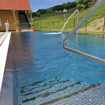 Weingut-gaestezimmer Uhl