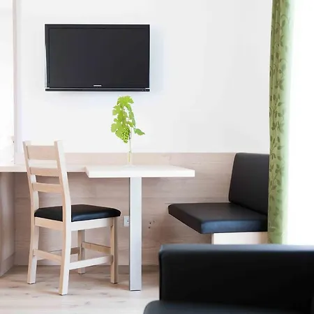 Weingut-gaestezimmer Uhl * Ratsch an der Weinstraße