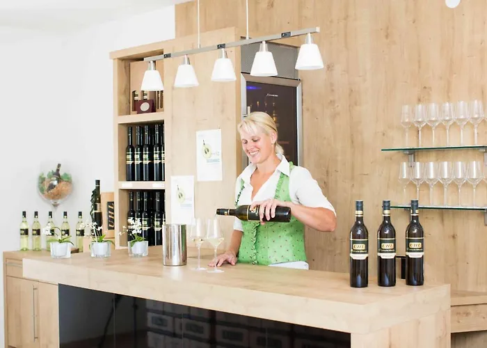 Weingut-gaestezimmer Uhl